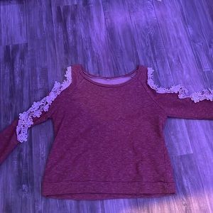 Sweater whit flowers